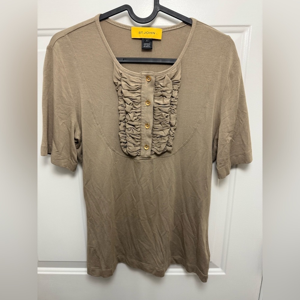 Women’s St. John Brown Ruffled Henley T Shirt Quiet Luxury Designer Casual Comfy